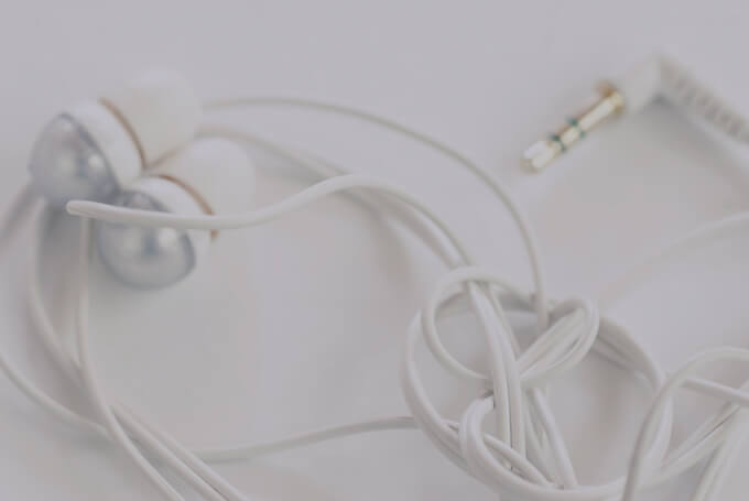 momclone life hacks you can use headphones
